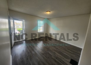 114 N Jackson Ave in Winston-Salem, NC - Building Photo - Building Photo