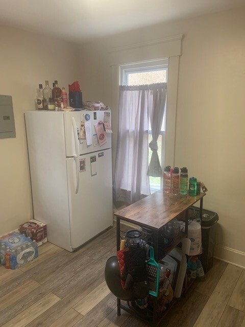 property at 99 Grosvenor St