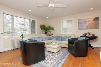 240 7th Ave in Long Branch, NJ - Building Photo - Building Photo