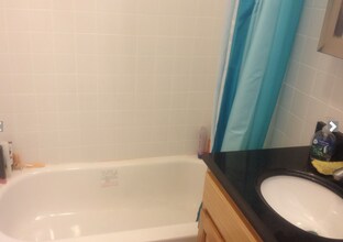 126 Cedar St in Boston, MA - Building Photo - Building Photo