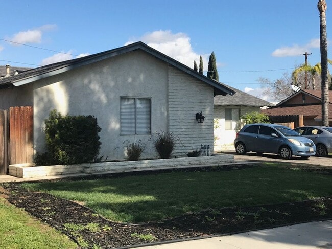 property at 11221 Campbell Ave