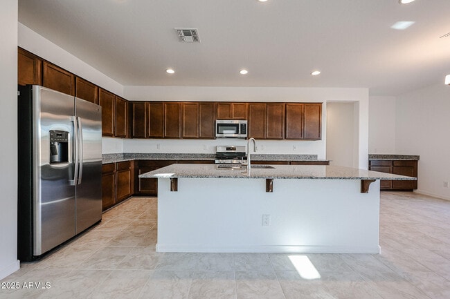 14744 W Cottontail Ln in Surprise, AZ - Building Photo - Building Photo