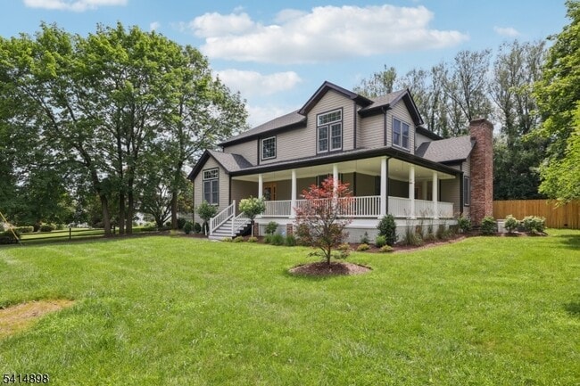 property at 5 Shores Rd