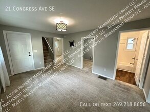 21 Congress Ave SE in Grand Rapids, MI - Building Photo - Building Photo
