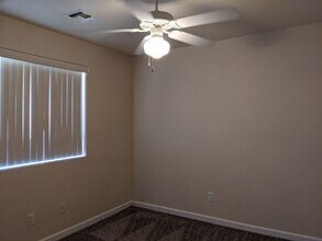 9826 Needles Dr in Mohave Valley, AZ - Building Photo - Building Photo