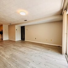 364 Neponset St, Unit K in Canton, MA - Building Photo - Building Photo