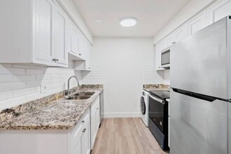 Bella Vista on Bancroft in San Leandro, CA - Building Photo - Building Photo