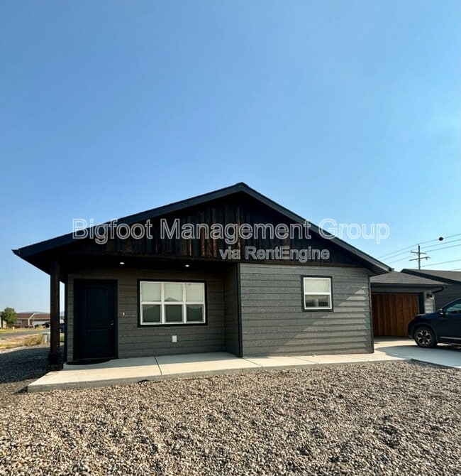 property at 7995 Avocet Dr