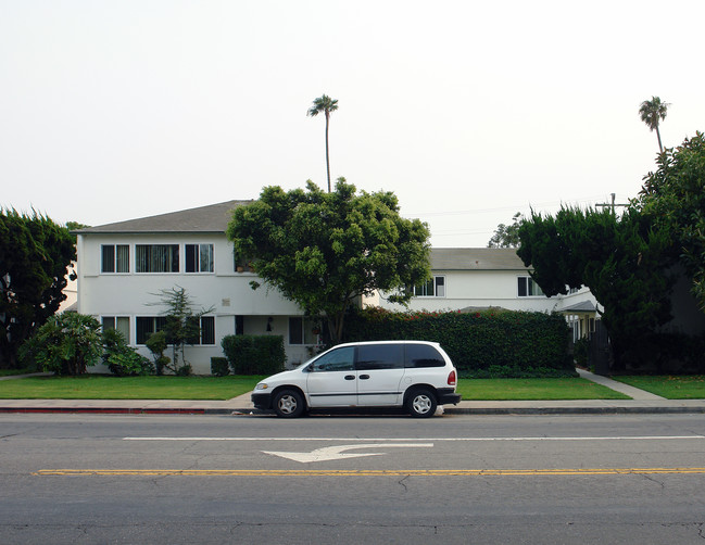 706-720 W 5th St in Oxnard, CA - Building Photo - Building Photo