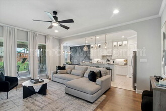 201 Rosetree Ct in Hewitt, TX - Building Photo - Building Photo