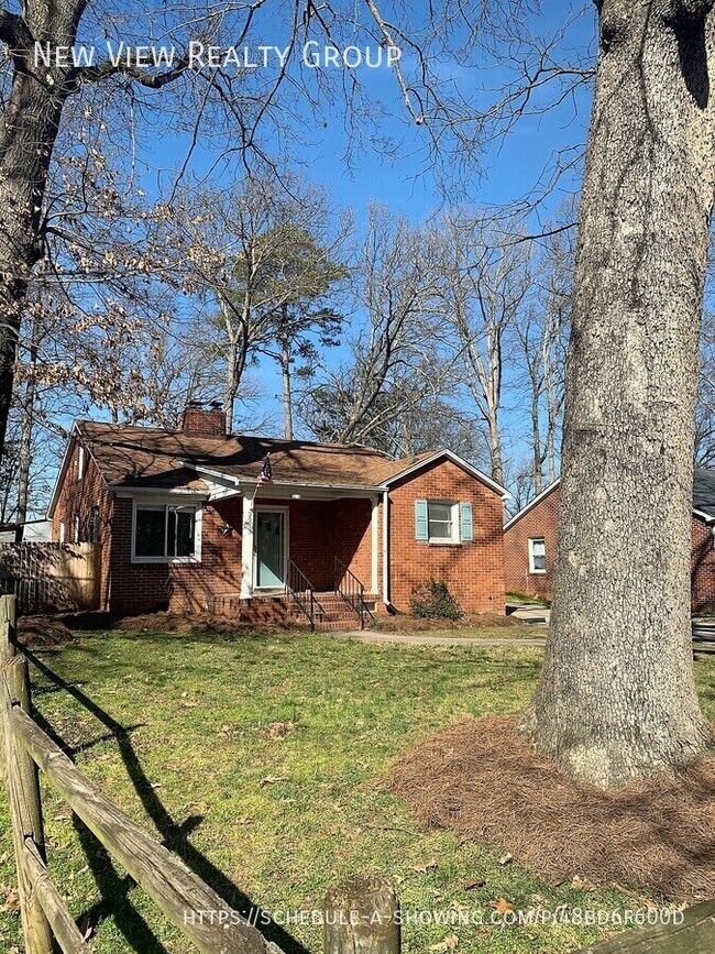 3913 McMillan St in Charlotte, NC - Foto de edificio - Building Photo