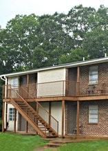 Eastridge Apartments in Greensboro, AL - Building Photo - Building Photo