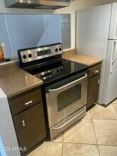 4056 W Mesquite Ln in Phoenix, AZ - Building Photo - Building Photo