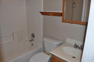 705 Katy Ln in Whitewright, TX - Building Photo