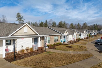 Kirkwood Grove Apartments in Hudson, NC - Building Photo - Building Photo