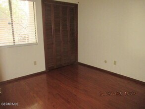 5849 Mira Serena Dr in El Paso, TX - Building Photo - Building Photo