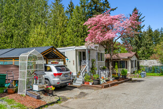 Heritage Mobile Home Park in Port Orchard, WA - Foto de edificio - Building Photo