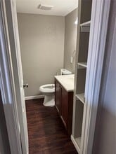 357 NW Newton Dr in Burleson, TX - Building Photo - Building Photo