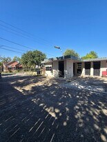 3714 Dabney St in Houston, TX - Building Photo