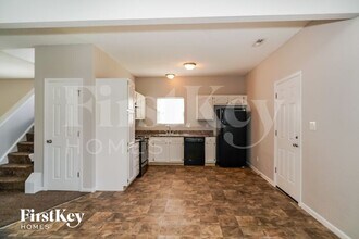 8142 Corktree Dr in Indianapolis, IN - Building Photo - Building Photo