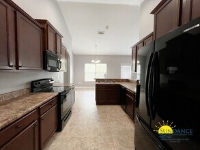 306 Scotch Pine Ln in Crestview, FL - Building Photo - Building Photo