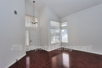 3709 Lily Hill Ct in Antelope, CA - Building Photo - Building Photo