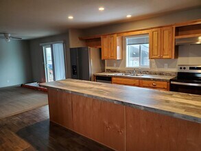 65203 Hull Ln in Imbler, OR - Building Photo - Building Photo