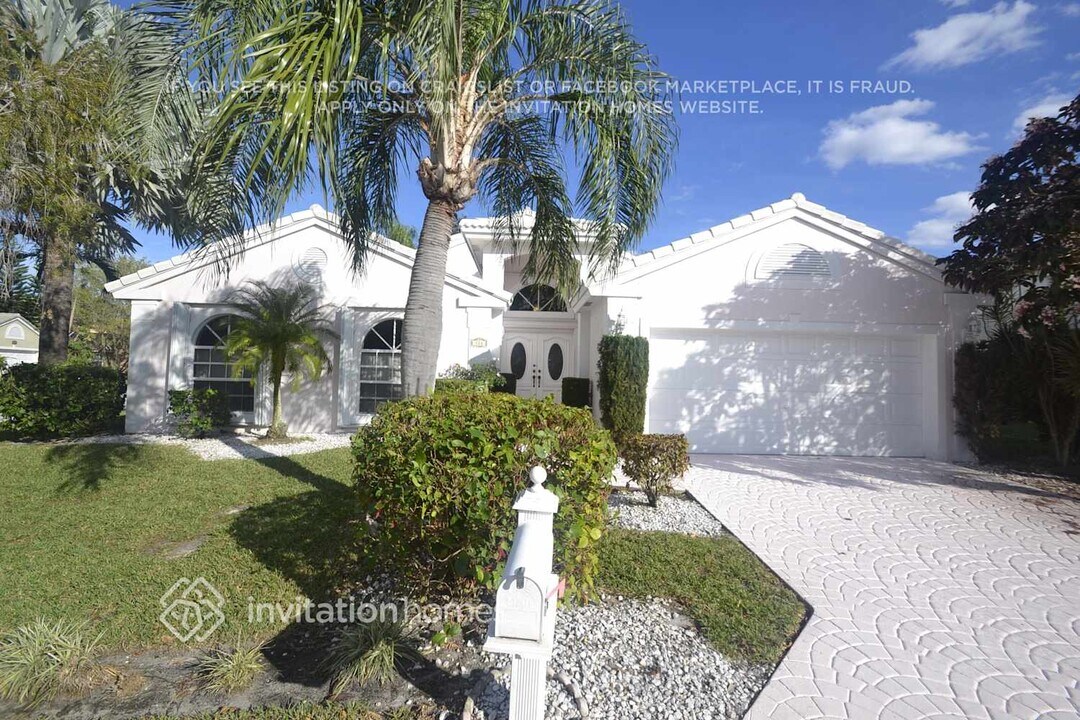 326 NW 47th Terrace in Deerfield Beach, FL - Foto de edificio
