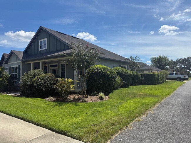 11825 SW 24th Ln in Gainesville, FL - Building Photo - Building Photo
