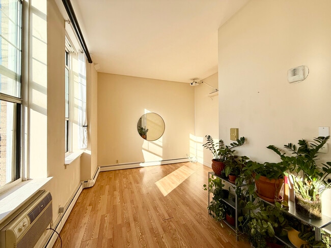 124 Court St in New Haven, CT - Foto de edificio - Building Photo