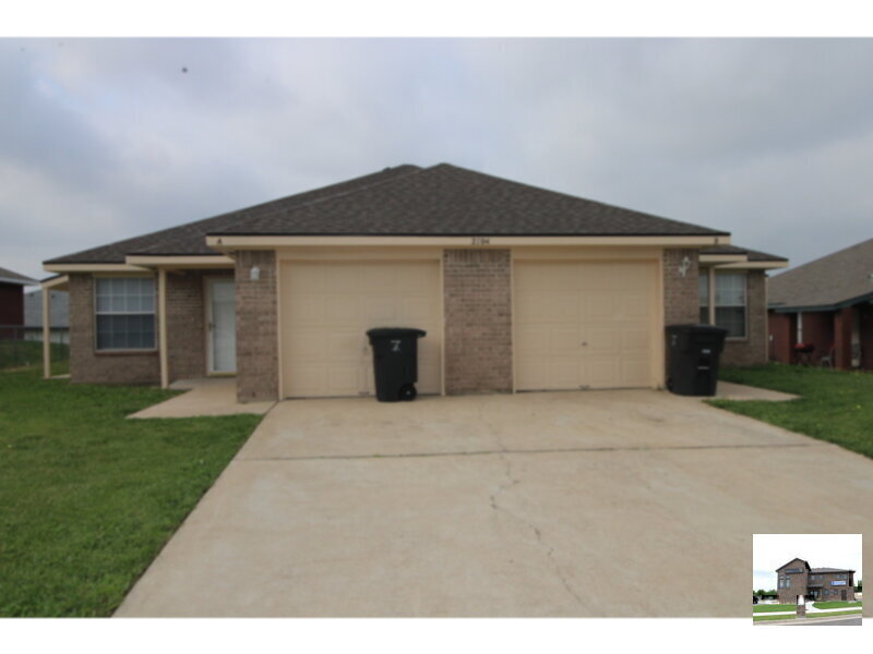 2704 Edgefield St in Killeen, TX - Building Photo