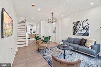 1102 Mercy St in Philadelphia, PA - Building Photo - Building Photo