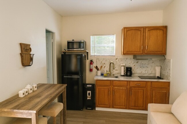 8622 N 39th St in Tampa, FL - Building Photo - Building Photo