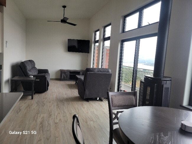 property at 2702 Old Dufur Rd