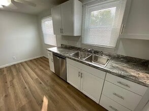 506 Ridgewood Ave, Unit #2 in Hamilton, OH - Building Photo - Building Photo