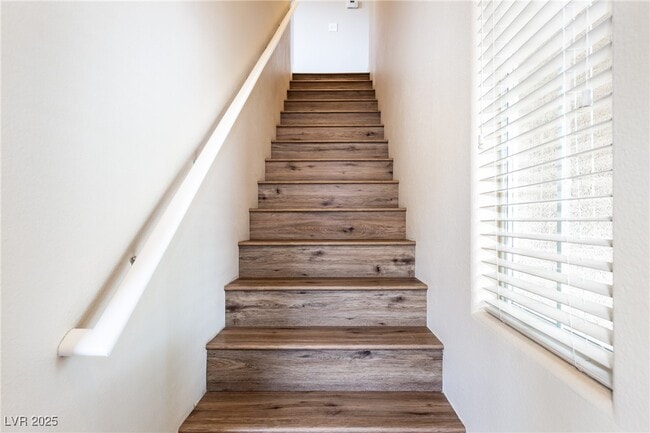 property at 830 Blushing Rose Pl