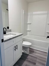 224 22nd Ave NE in Hickory, NC - Building Photo - Building Photo