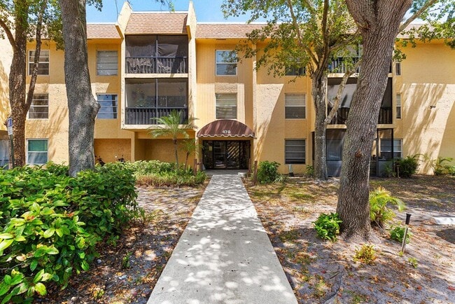 470 NW 20th St in Boca Raton, FL - Building Photo - Building Photo