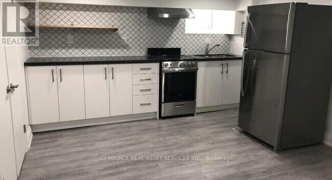 179 Markham St in Toronto, ON - Building Photo - Building Photo