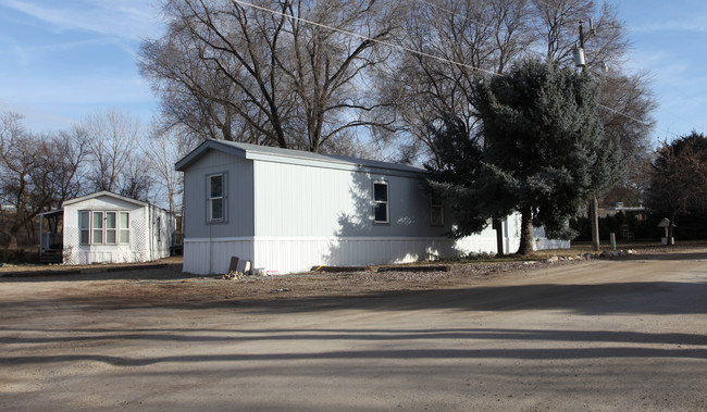 Purple Sage Mobile Manor in Caldwell, ID - Building Photo - Building Photo