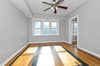 6155 S Albany Ave. Chicago IL in Chicago, IL - Building Photo - Interior Photo