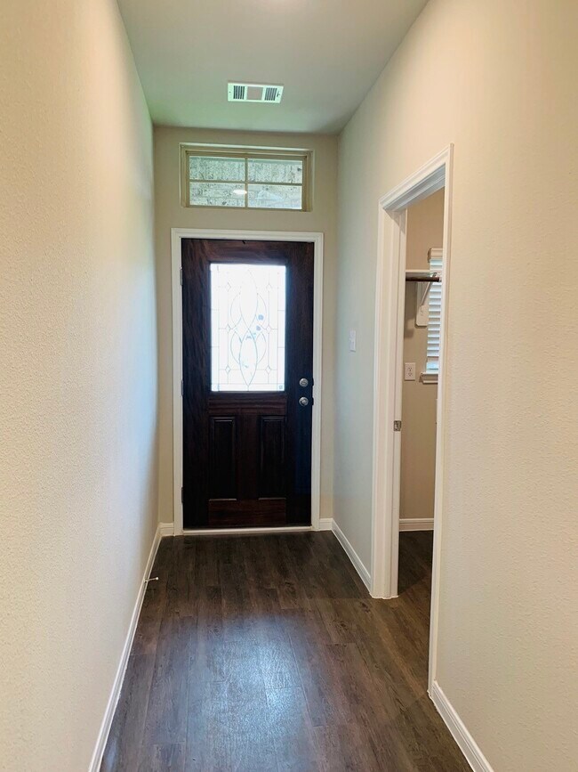 17727 Chartertree Ln in Tomball, TX - Building Photo - Building Photo