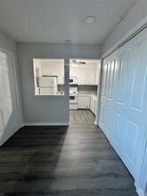 107 E Willowick Ave in Friendswood, TX - Building Photo - Building Photo