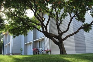 Baha Townhouses Apartments