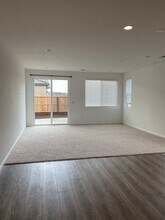 3591 Sunstone Ct in Merced, CA - Building Photo - Building Photo