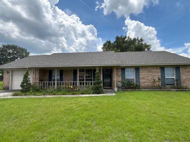 property at 1313 Crossgate Ct