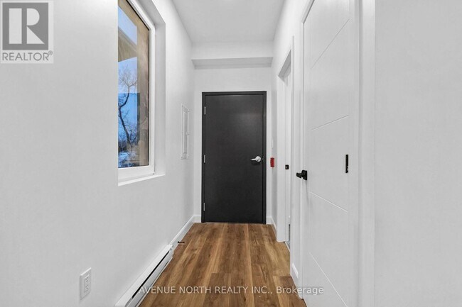 96 Jolliet Ave in Ottawa, ON - Building Photo - Building Photo