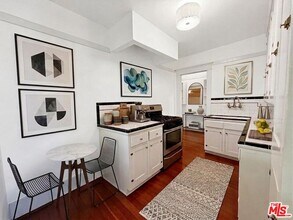 1112 1/2 Echo Park Ave in Los Angeles, CA - Building Photo - Building Photo