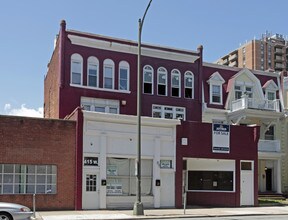 417 W Grace St in Richmond, VA - Foto de edificio - Building Photo