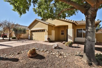 1926 S Maple Dr in Gilbert, AZ - Building Photo - Building Photo